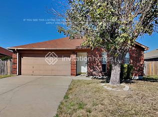 1215 Brookvalley Dr, Arlington, TX 76018