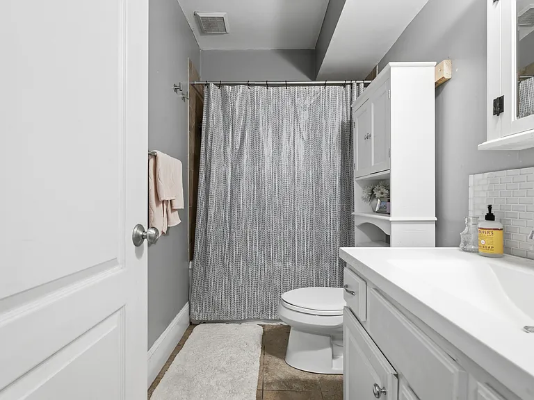 232 Gold St #1 — Photo 14