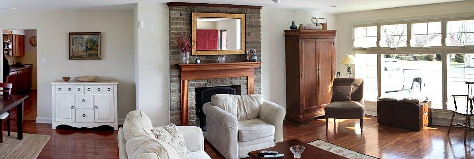 Panoramic of Living & Dining Room