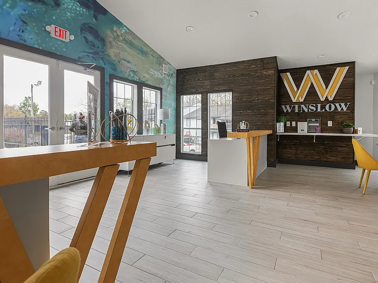 Winslow Apartments — Photo 14