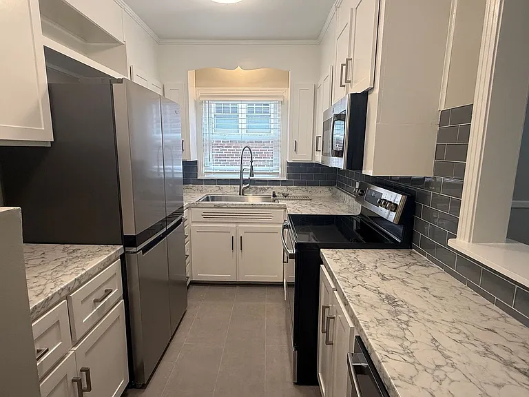 2815 Acklen Ave — Photo 8