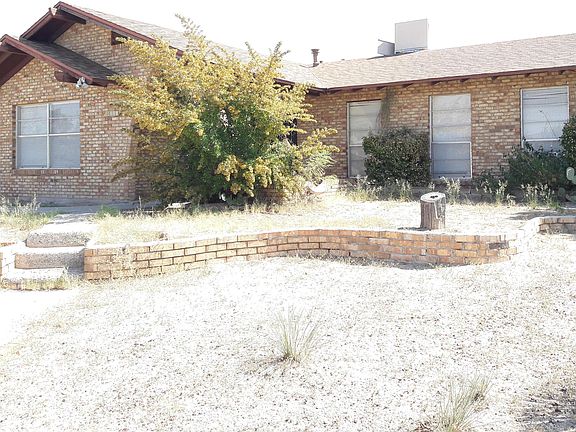 2nd image of 1890 San Acacio St
