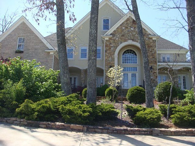 Gorgeous Mountain Estate