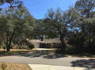 516 Linden Cir, Pawleys Island, SC 29585