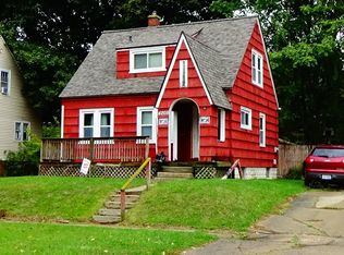 4205 Red Arrow Rd, Flint, MI 48507