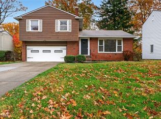 565 Quilliams Rd, South Euclid, OH 44121