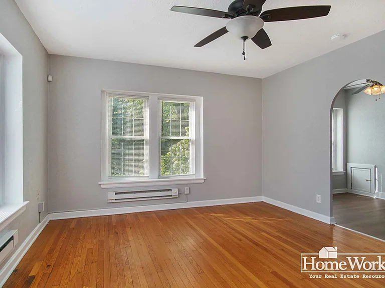 1 bed, 1.0 bath, 702 sqft, $899 — Photo 10