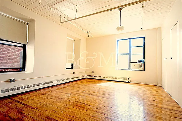 Rented by Brick&Mortar | media 22