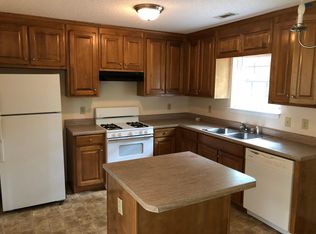 143 Johnson St, Barnesville, GA 30204