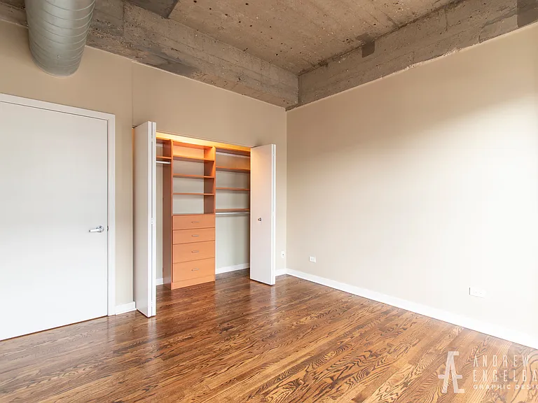 1069 W 14th Pl #301 — Photo 13