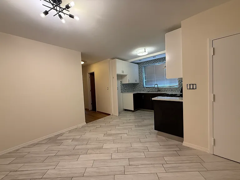 2566 E 1st St #1 — Photo 6
