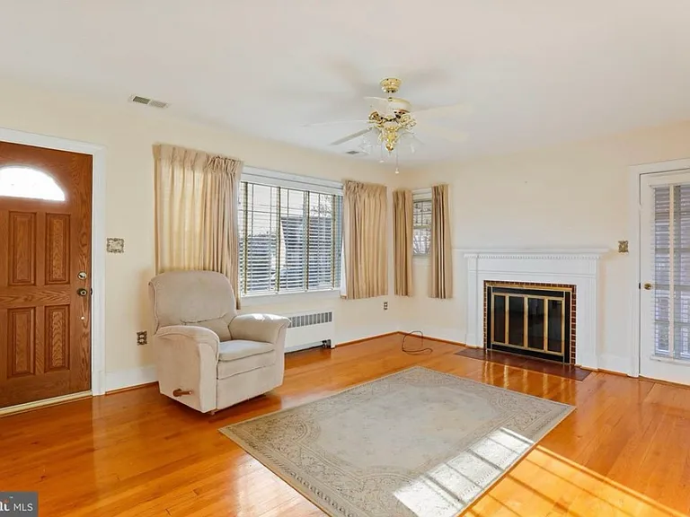 130 Montague Ave #1 — Photo 5
