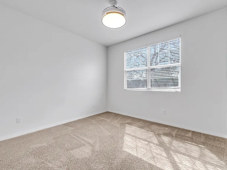 35452 Corte Los Robles — Photo 15