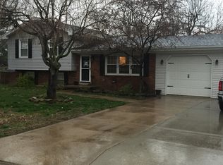 2209 Greenbriar Dr, Henderson, KY 42420