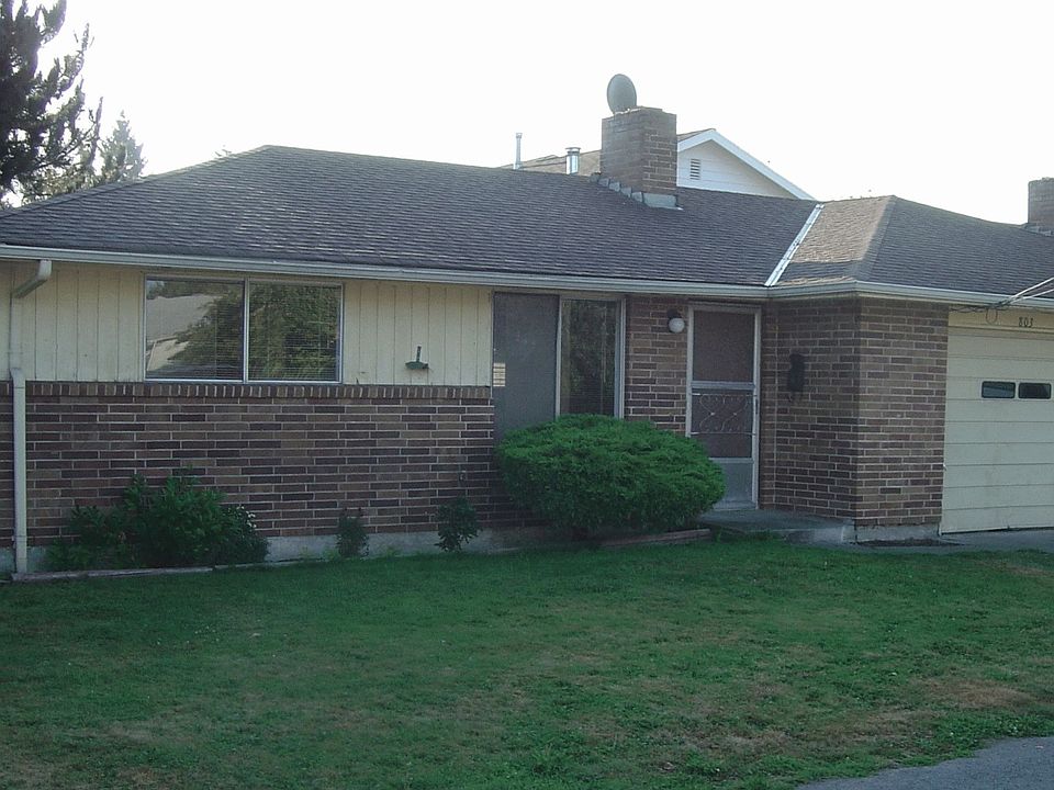 1st image of 803 9th St NW