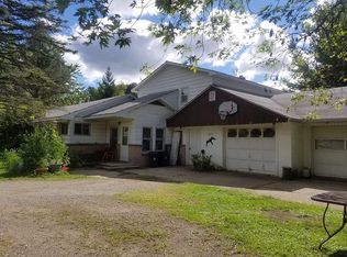 3621 Genesee Rd, Lapeer, MI 48446