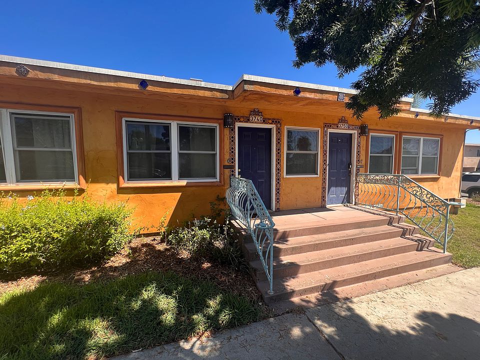 Welcoming Entrance: Step into a community that blends historic charm with modern living. Your new home is just a stroll away from eclectic shops and trendy eateries.