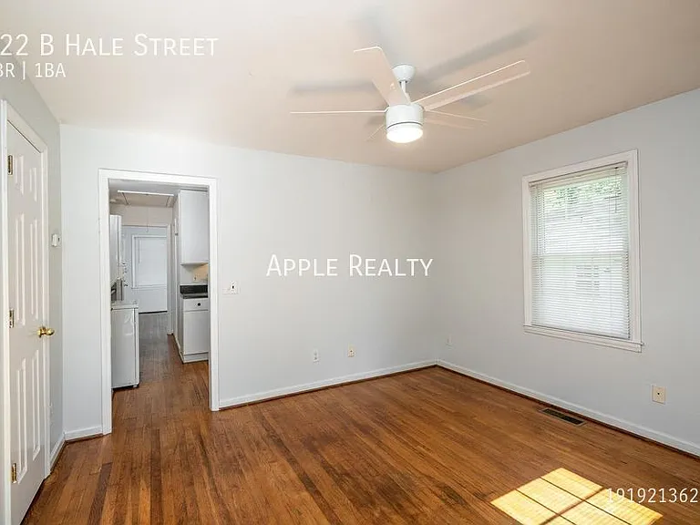 922B Hale St — Photo 3
