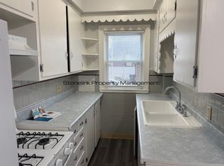15 Hawkins St APT 1, Providence, RI 02908