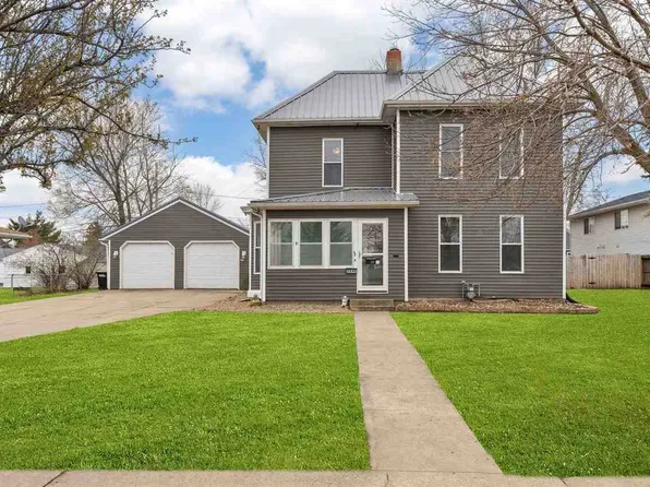 2545 5th Ave, Marion, IA 52302