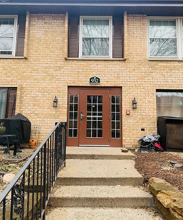 932 Westbrooke Way #8