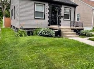 9974 Mettetal St, Detroit, MI 48227