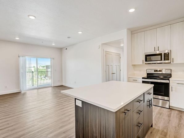 10656 Windsor Ridge Way #204