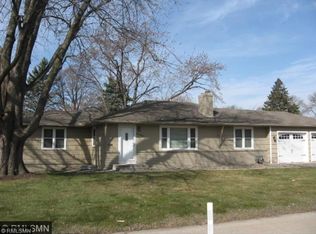 6040 Xerxes Ave S, Edina, MN 55410