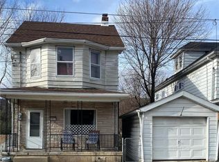 231 W Ruddle St, Coaldale, PA 18218