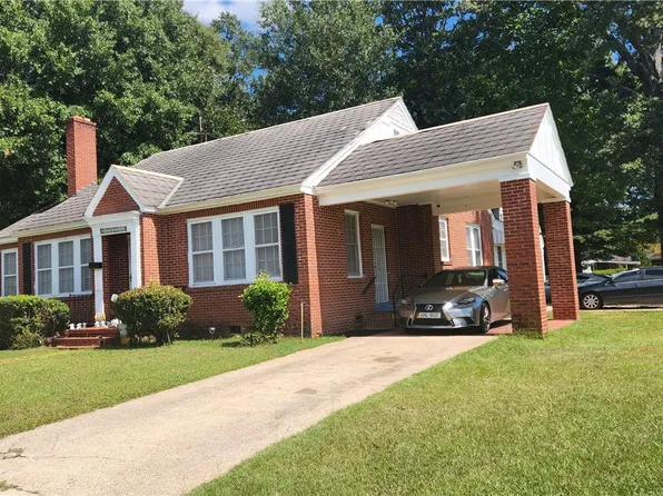 507 E Elm St, Tuskegee, AL 36083