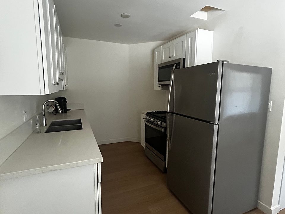 1st image of 246 E Providencia Ave #246