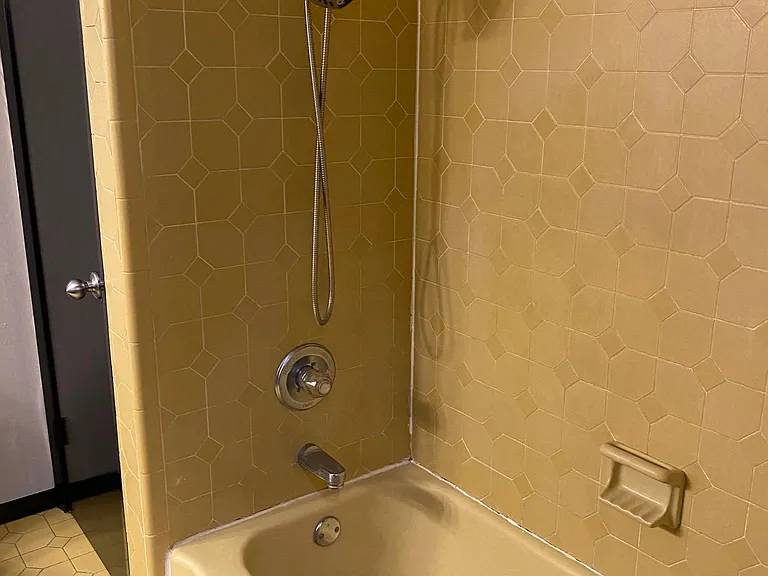 Tub