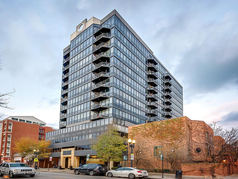 1st image of 1309 N Wells St APT 505