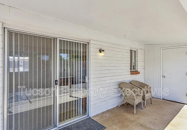 4246 E Pima St #D — Photo 21