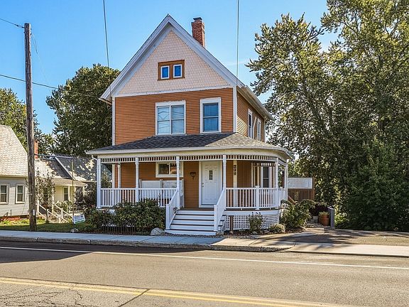 2nd image of 239 Bridge St