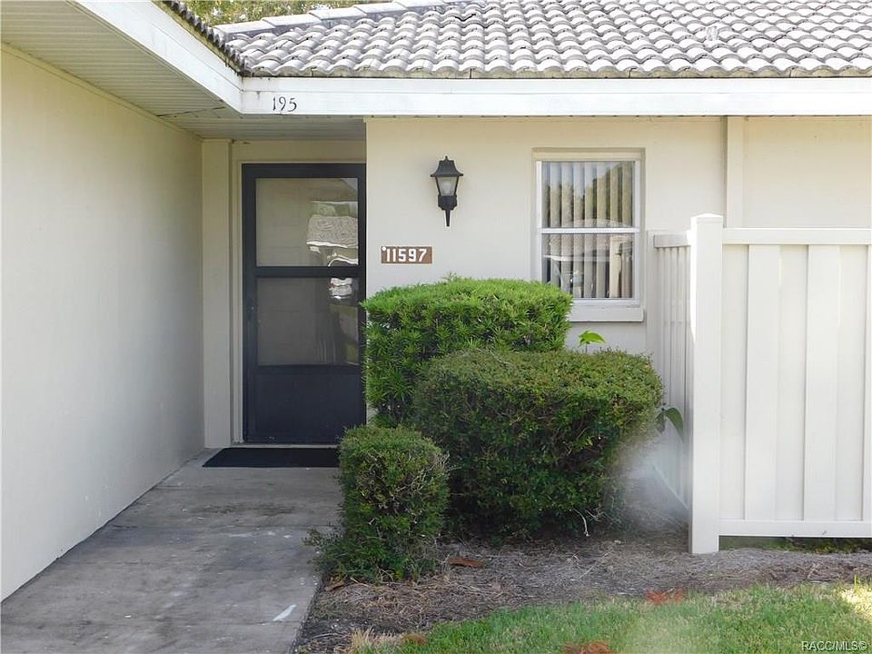 1st image of 11597 W Kingfisher Ct