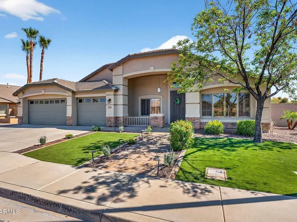 709 E PRESCOTT Drive, Chandler, AZ 85249