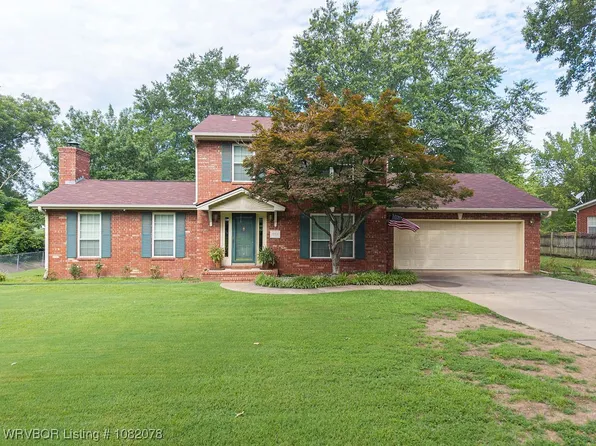 1804 Weeks Ln, Fort Smith, AR 72903