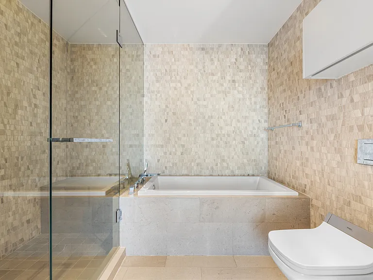 68 SE 6th St #2306 — Photo 9