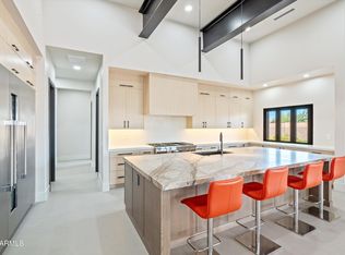 1320 E Sagebrush Drive, Phoenix, AZ 85085