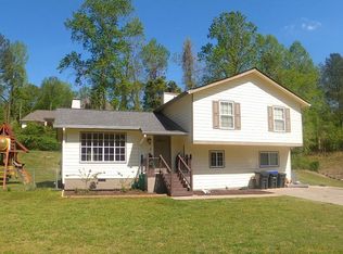 220 Cedar Trce, Roswell, GA 30075