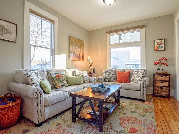 5th image of 251 Forbes Ave