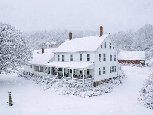 36 Woffenden Road, Wilmington, VT 05363