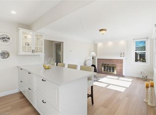 894 Garth St, Hamilton, ON L9C 4K9