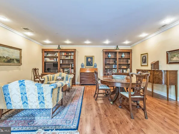 2034 Windrow Dr, Princeton, NJ 08540