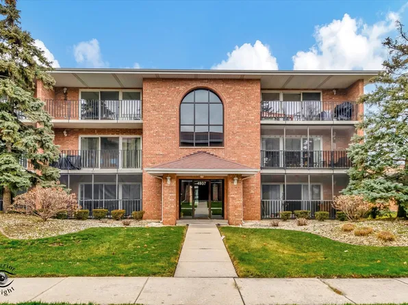 4937 E Circle Dr APT 212, Crestwood, IL 60418