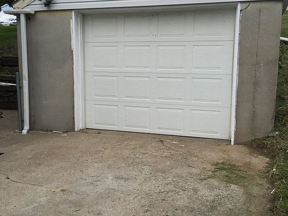 5th image of 1724 Brenda Dr