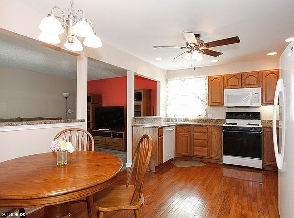 5th image of 14505 S Heatherwood Dr