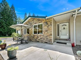 9019 Salmon Creek Ln, Blaine, WA 98230