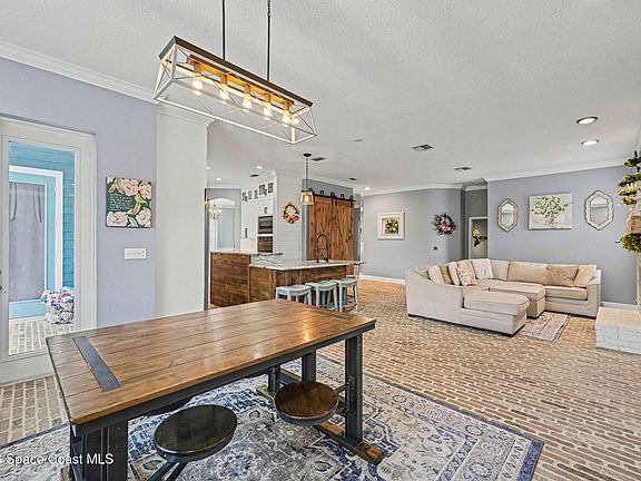 4th image of 4480 Philodendron Ct